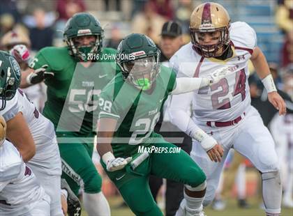 Thumbnail 2 in Holy Trinity vs. Iona Prep (NYCHSFL Class AA Final) photogallery.
