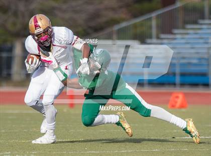 Thumbnail 1 in Holy Trinity vs. Iona Prep (NYCHSFL Class AA Final) photogallery.