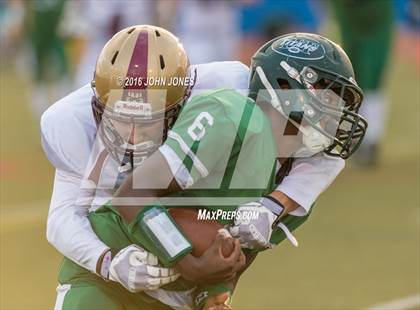 Thumbnail 1 in Holy Trinity vs. Iona Prep (NYCHSFL Class AA Final) photogallery.