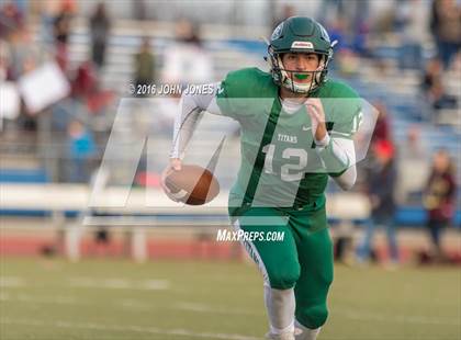 Thumbnail 2 in Holy Trinity vs. Iona Prep (NYCHSFL Class AA Final) photogallery.