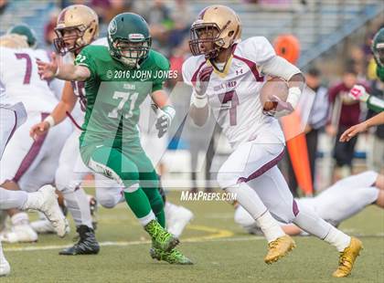 Thumbnail 1 in Holy Trinity vs. Iona Prep (NYCHSFL Class AA Final) photogallery.