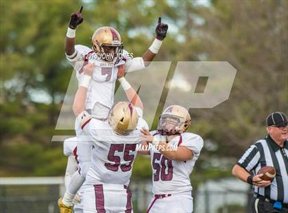 Thumbnail 1 in Holy Trinity vs. Iona Prep (NYCHSFL Class AA Final) photogallery.