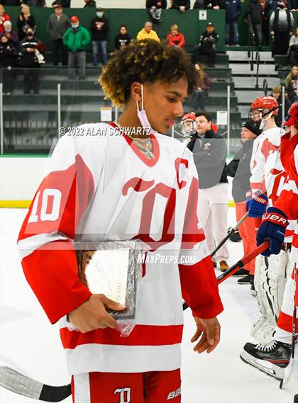 Thumbnail 2 in Victor vs. Penfield (Section V Class A Final) photogallery.