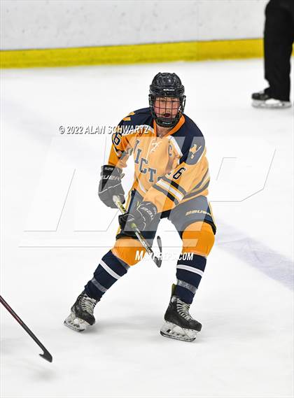Thumbnail 1 in Victor vs. Penfield (Section V Class A Final) photogallery.