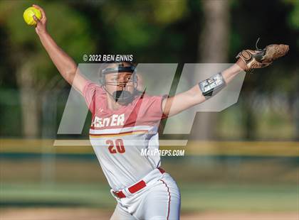 Thumbnail 1 in South Effingham vs Lassiter (GHSA 6A State Tournament) photogallery.
