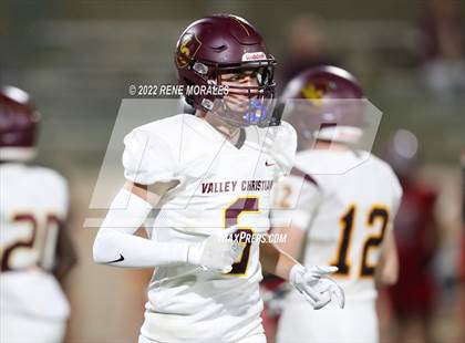 Thumbnail 3 in Valley Christian vs Village Christian photogallery.