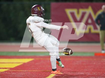 Thumbnail 1 in Valley Christian vs Village Christian photogallery.