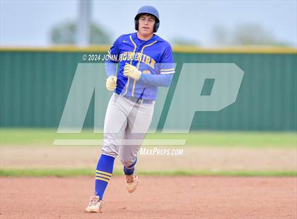 Thumbnail 1 in Pawnee @ Newkirk photogallery.