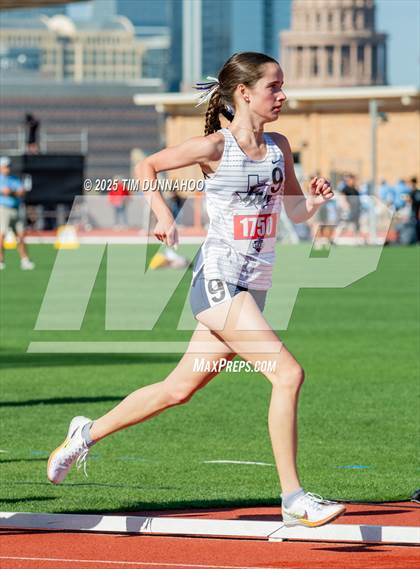 Thumbnail 3 in UIL 6A Girls Track & Field Finals photogallery.