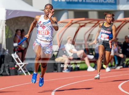 Thumbnail 1 in UIL 6A Girls Track & Field Finals photogallery.