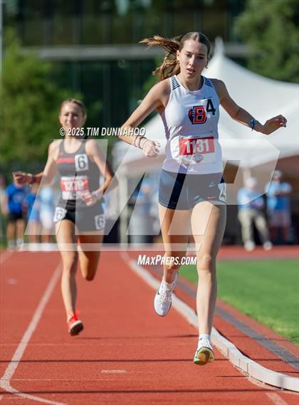 Thumbnail 2 in UIL 6A Girls Track & Field Finals photogallery.