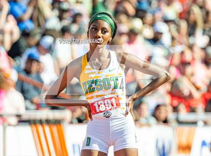 Thumbnail 2 in UIL 6A Girls Track & Field Finals photogallery.