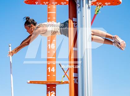 Thumbnail 2 in UIL 6A Girls Track & Field Finals photogallery.