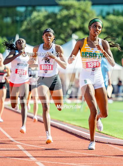 Thumbnail 3 in UIL 6A Girls Track & Field Finals photogallery.