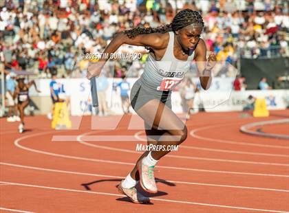 Thumbnail 1 in UIL 6A Girls Track & Field Finals photogallery.