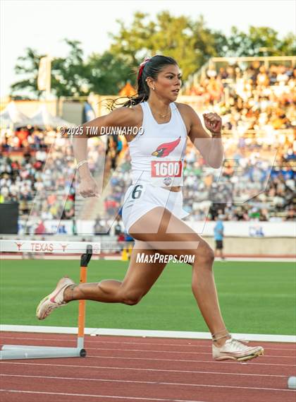 Thumbnail 2 in UIL 6A Girls Track & Field Finals photogallery.