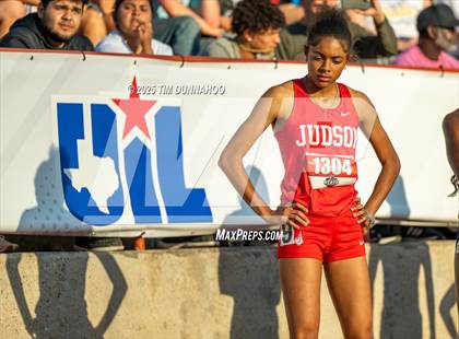 Thumbnail 3 in UIL 6A Girls Track & Field Finals photogallery.