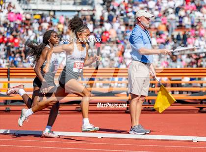 Thumbnail 2 in UIL 6A Girls Track & Field Finals photogallery.