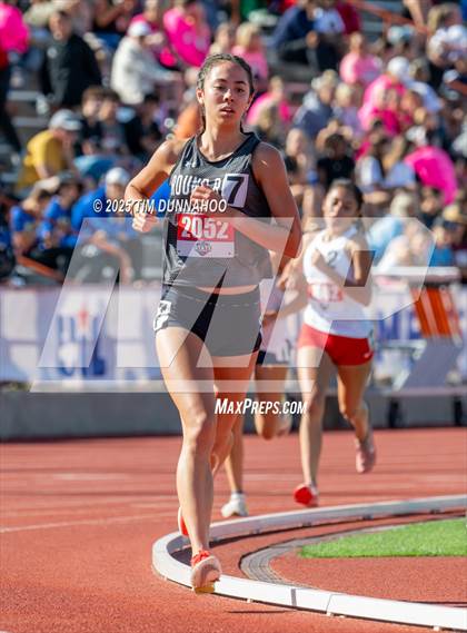 Thumbnail 3 in UIL 6A Girls Track & Field Finals photogallery.