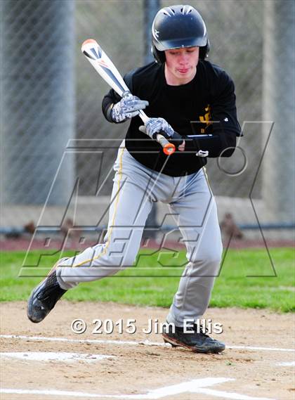 Thumbnail 3 in Cabell Midland vs. Johnson Central photogallery.