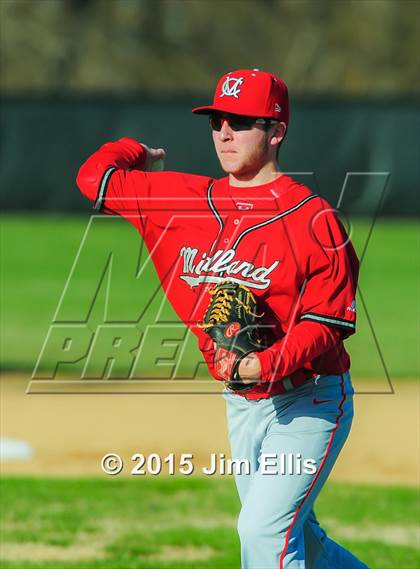 Thumbnail 3 in Cabell Midland vs. Johnson Central photogallery.