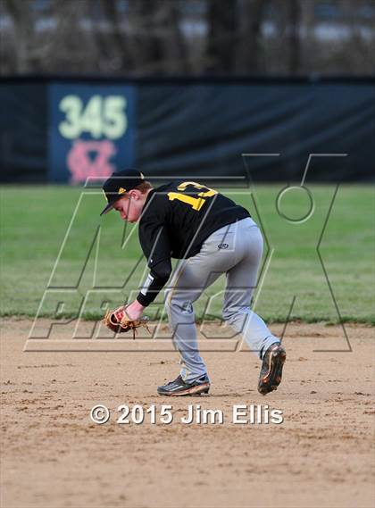Thumbnail 2 in Cabell Midland vs. Johnson Central photogallery.