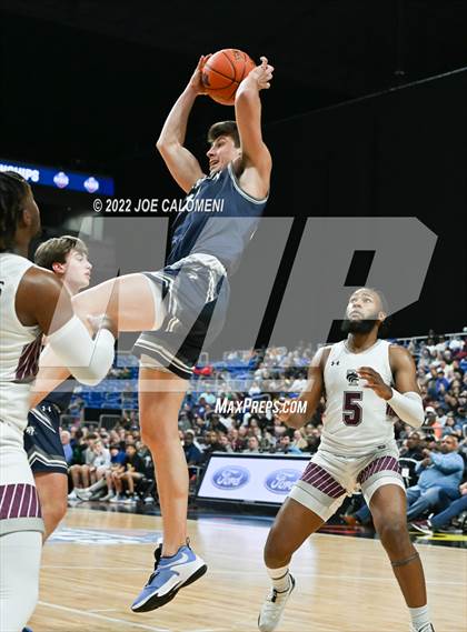 Thumbnail 2 in Mansfield Timberview vs Boerne-Champion (UIL 5A State Semifinal) photogallery.