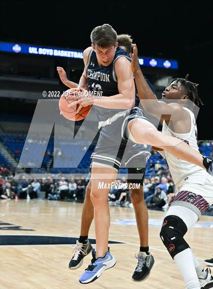 Thumbnail 2 in Mansfield Timberview vs Boerne-Champion (UIL 5A State Semifinal) photogallery.