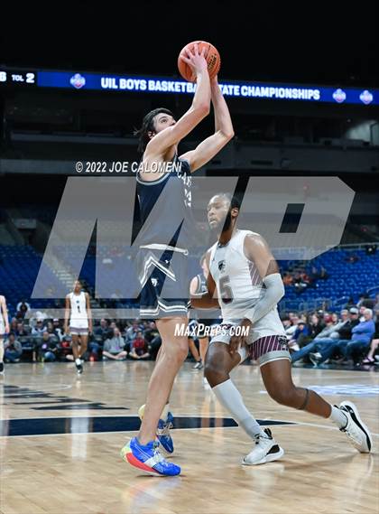 Thumbnail 2 in Mansfield Timberview vs Boerne-Champion (UIL 5A State Semifinal) photogallery.