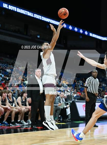 Thumbnail 3 in Mansfield Timberview vs Boerne-Champion (UIL 5A State Semifinal) photogallery.