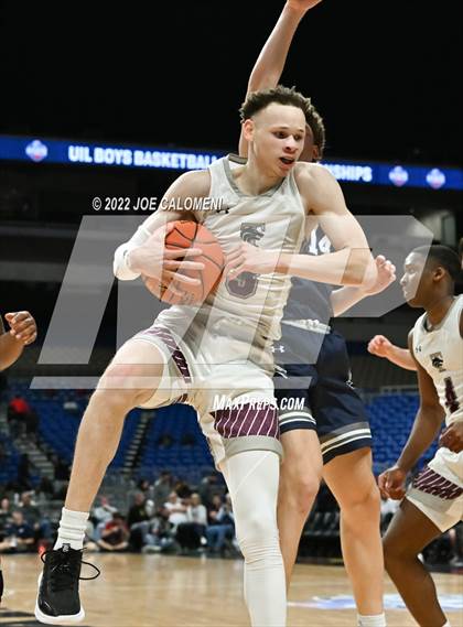 Thumbnail 2 in Mansfield Timberview vs Boerne-Champion (UIL 5A State Semifinal) photogallery.