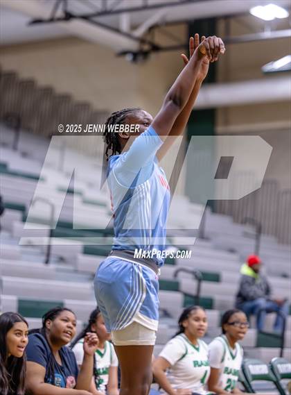 Thumbnail 1 in Western @ Rancho photogallery.