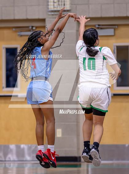 Thumbnail 3 in Western @ Rancho photogallery.