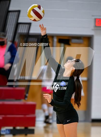Thumbnail 1 in Centreville @ Oakton photogallery.