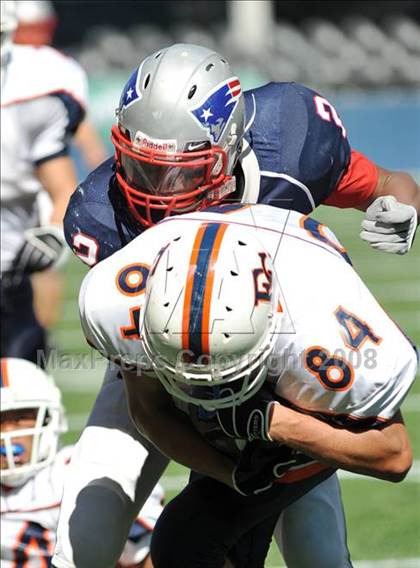 Thumbnail 1 in Eastside Catholic vs. Eisenhower (Emerald City Kickoff Classic) photogallery.
