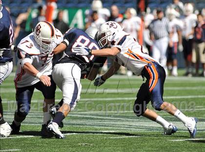 Thumbnail 2 in Eastside Catholic vs. Eisenhower (Emerald City Kickoff Classic) photogallery.