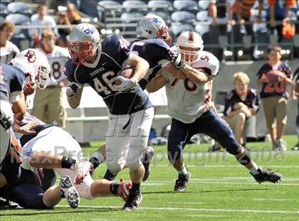 Thumbnail 3 in Eastside Catholic vs. Eisenhower (Emerald City Kickoff Classic) photogallery.