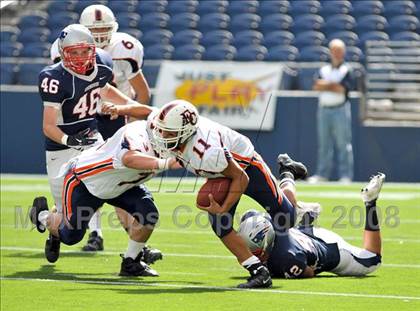 Thumbnail 3 in Eastside Catholic vs. Eisenhower (Emerald City Kickoff Classic) photogallery.