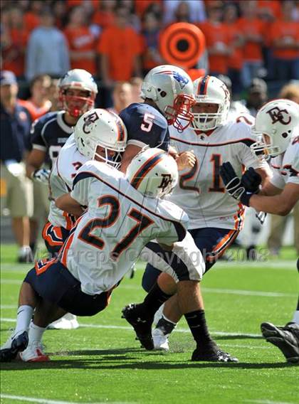 Thumbnail 1 in Eastside Catholic vs. Eisenhower (Emerald City Kickoff Classic) photogallery.