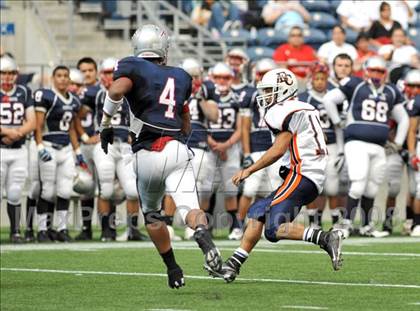Thumbnail 3 in Eastside Catholic vs. Eisenhower (Emerald City Kickoff Classic) photogallery.