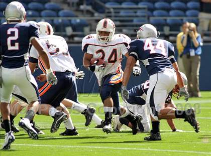 Thumbnail 3 in Eastside Catholic vs. Eisenhower (Emerald City Kickoff Classic) photogallery.