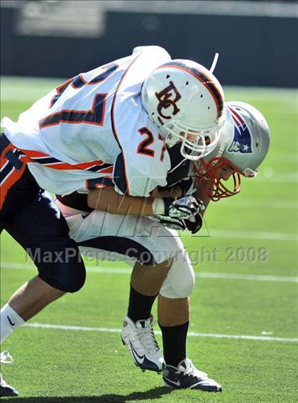 Thumbnail 1 in Eastside Catholic vs. Eisenhower (Emerald City Kickoff Classic) photogallery.