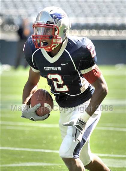 Thumbnail 1 in Eastside Catholic vs. Eisenhower (Emerald City Kickoff Classic) photogallery.