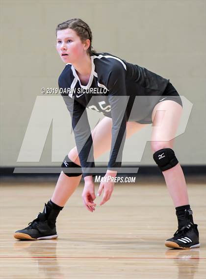 Thumbnail 1 in James Logan vs. Harpeth Hall (NIKE Tournament of Champions) photogallery.