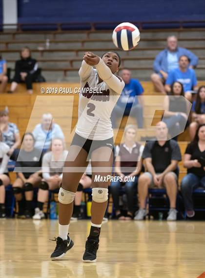 Thumbnail 3 in Valley Christian vs Odyssey Institute (AIA D3 Semifinal) photogallery.