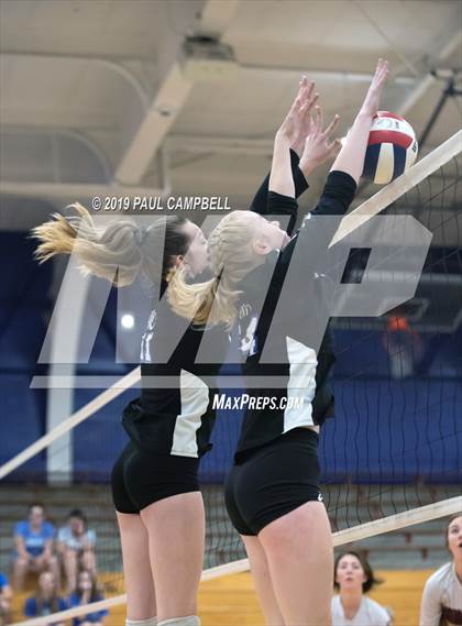 Thumbnail 3 in Valley Christian vs Odyssey Institute (AIA D3 Semifinal) photogallery.