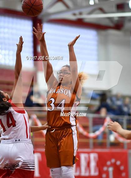 Thumbnail 1 in Madison vs Lee [Robert E.] photogallery.