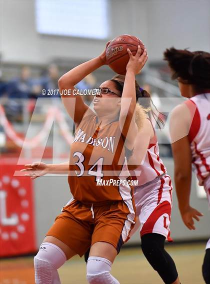 Thumbnail 1 in Madison vs Lee [Robert E.] photogallery.