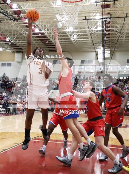 Thumbnail 1 in Walton @ Lassiter photogallery.