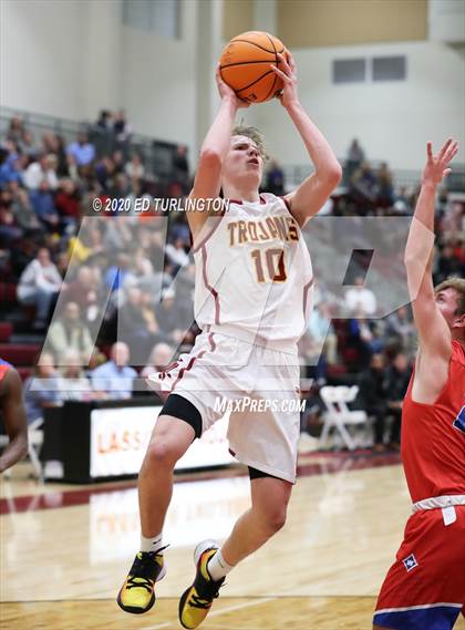 Thumbnail 1 in Walton @ Lassiter photogallery.